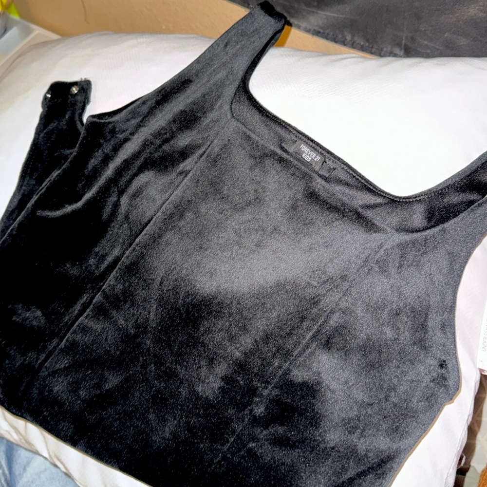 Girl Forever 21 kids 13/14 black velvet bodysuit